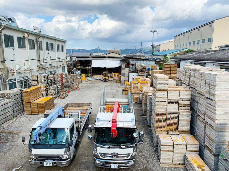 型枠資材運搬｜型枠大工の求人なら京都市の株式会社OZAWA